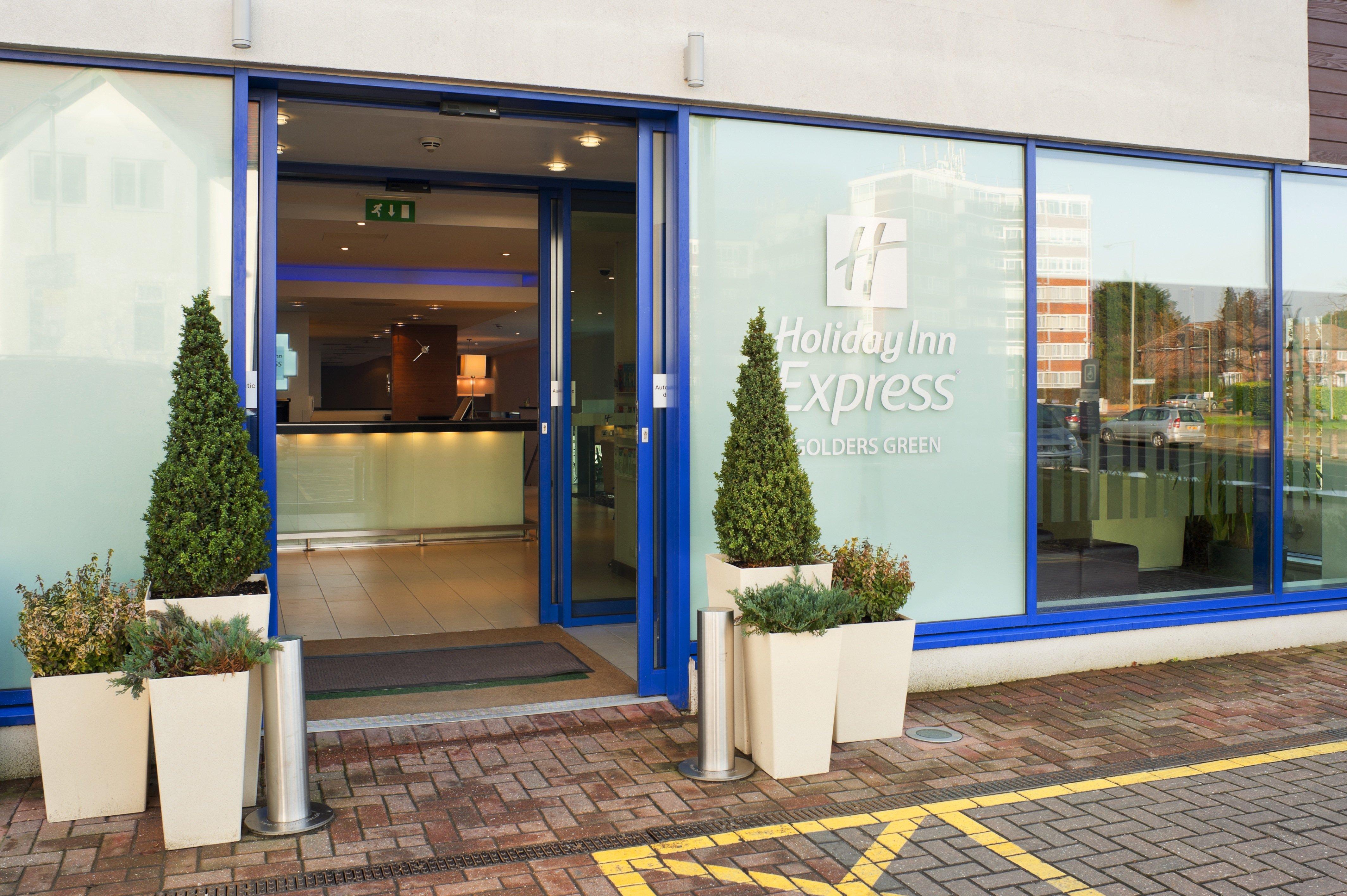 Holiday Inn Express London Golders Green, An Ihg Hotel Finchley Exterior photo